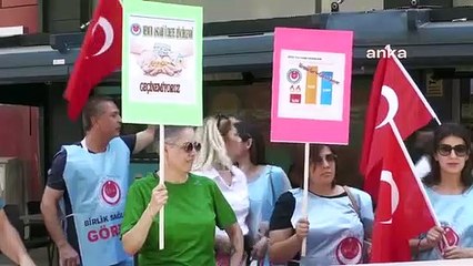 Des fonctionnaires disant "Nous ne pouvons pas sacrifier" à Izmir ont ouvert des mouchoirs et ont recueilli de l'argent sacrifié pour la représentation