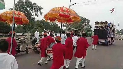 बारिश की बूंदों के साथ दोनों मुनिश्री का हुआ स्वागत
