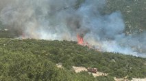 Kaş ve Marmaris’te orman yangını! Havadan müdahale ediliyor