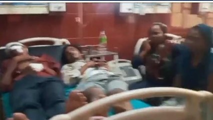 रामपुर: डीजे बजाने को लेकर दो पक्षों में जमकर मारपीट, तीन लोग हुए घायल