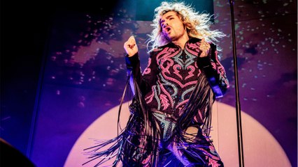 Geschockter Bill Kaulitz: Was ist der Grund, warum es aus dem Taxi flog?