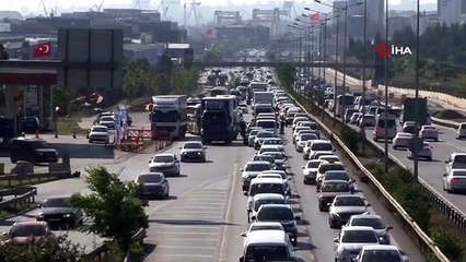 İstanbul'da bayram trafiği yoğunluğu
