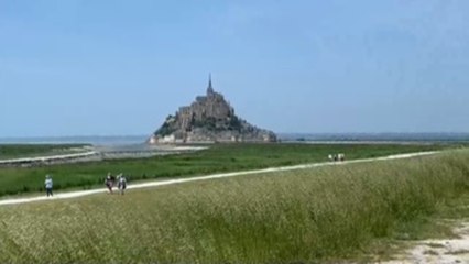 Del Mont Saint-Michel a Versalles, la llama olímpica dará un paseo turístico por Francia
