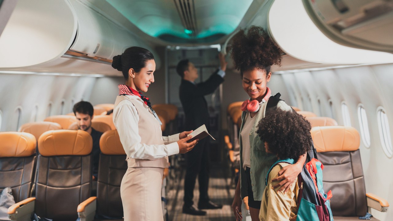 The 4 Things I Always Wipe Clean On An Airplane video Dailymotion