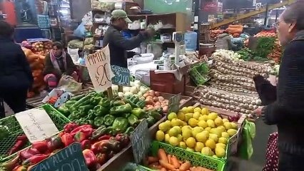 Vendedores del Cofruthos preocupados por la baja venta y la escasa concurrencia