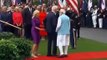 Joe Biden'ın Hindistan Başbakanı Narendra Modi'nin elini uzun süre bırakmayınca eşi ne yapacağını şaşırdı