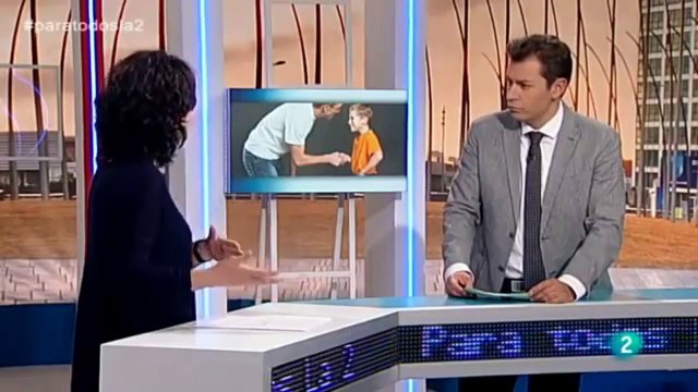 10 formas de dar la mano. Cómo dar la mano de 10 maneras distintas. Aprender a saludar correctamente