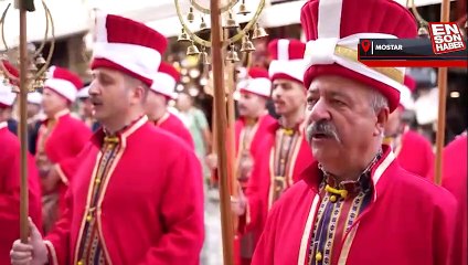 Milli Savunma Bakanlığı Mehteran Birliği Mostar Köprüsü'nde konser verdi