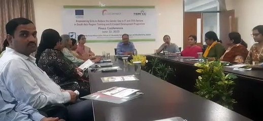 Girl students of Asian countries are getting direct technical advice