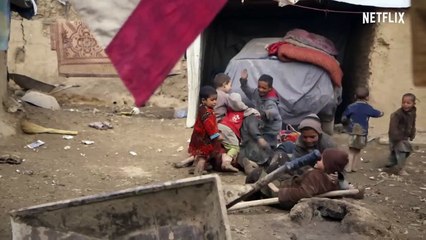 Trois chansons pour Benazir Bande-annonce (EN)