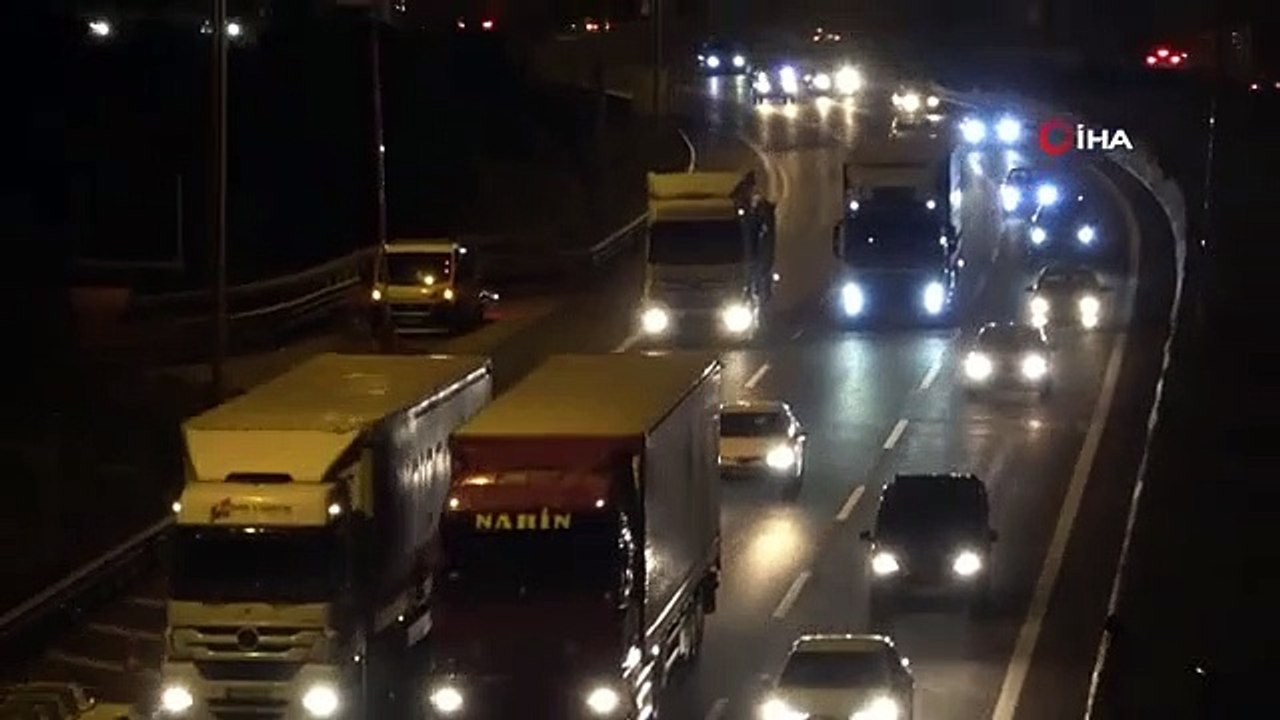 Le trafic de Bayram a commencé ： Densité fluide au passage de Bolu