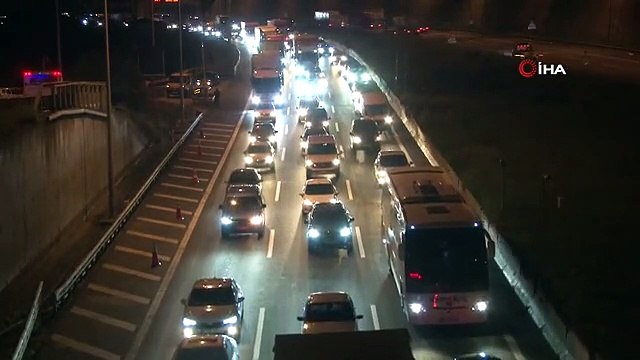 TEM'in Bolu geçişinde trafik durma noktasına geldi