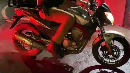 Motocicleta com alerta de furto é recuperada pela PM na Av. Rocha Pombo