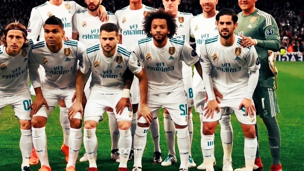 Cristiano Ronaldo Showed Kylian Mbappé  PSG Who is The BEST