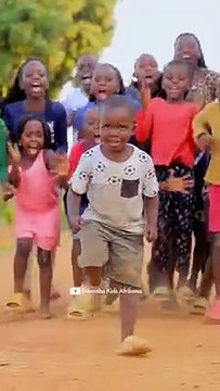 African Child Dance(Masaka Kids)