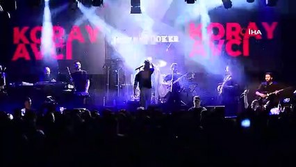 Koray Avcı a raconté l'histoire de sa nouvelle chanson : "Je voyage seul depuis des mois"
