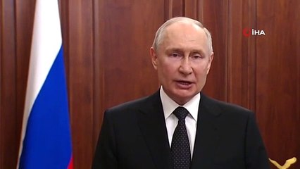 Rusya Devlet Başkanı Vladimir Putin ulusa sesleniş konuşmasında, "Bugün hainlerle karşı karşıyayız. Wagner içindeki hainler silahlı isyan başlattı.