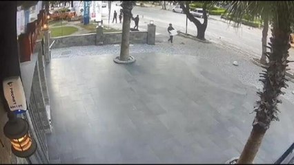 Kadıköy'de kombi hırsızlığı kamerada
