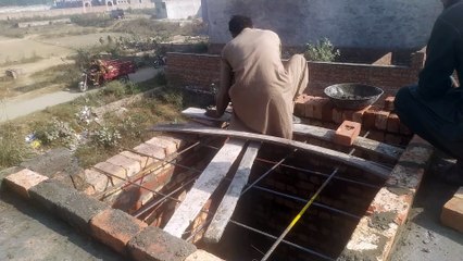 ustad ditta doing dangrous work