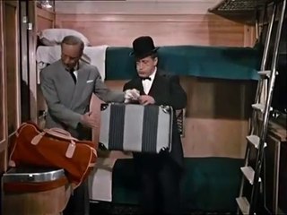 Totò e le Valigie dell'Onorevole 🎬: Un Classico del Cinema Italiano del 1952