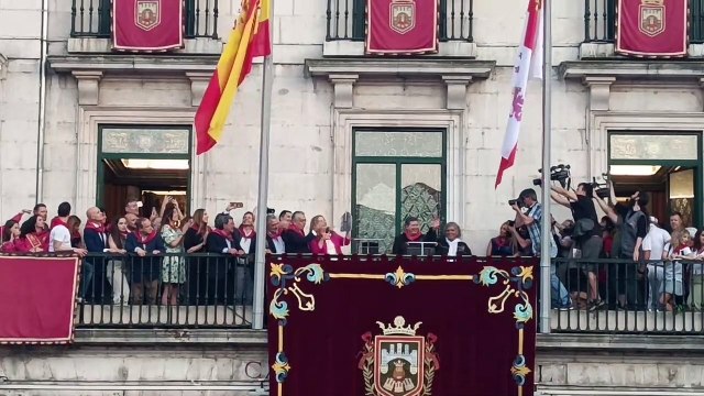 Vídeo de la explosión del chupinazo de las fiestas de Burgos en primera persona