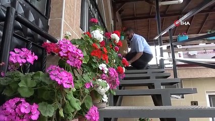 Tokat'ta Çiçek Bahçesi Gibi Cami