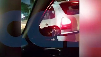 Internauta flagra motorista dormindo com carro ligado na Rua Paraná