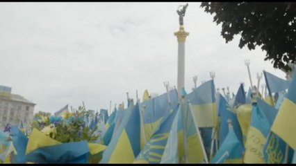 Caos in Russia, a Kiev gli ucraini gioiscono: "molto divertente"