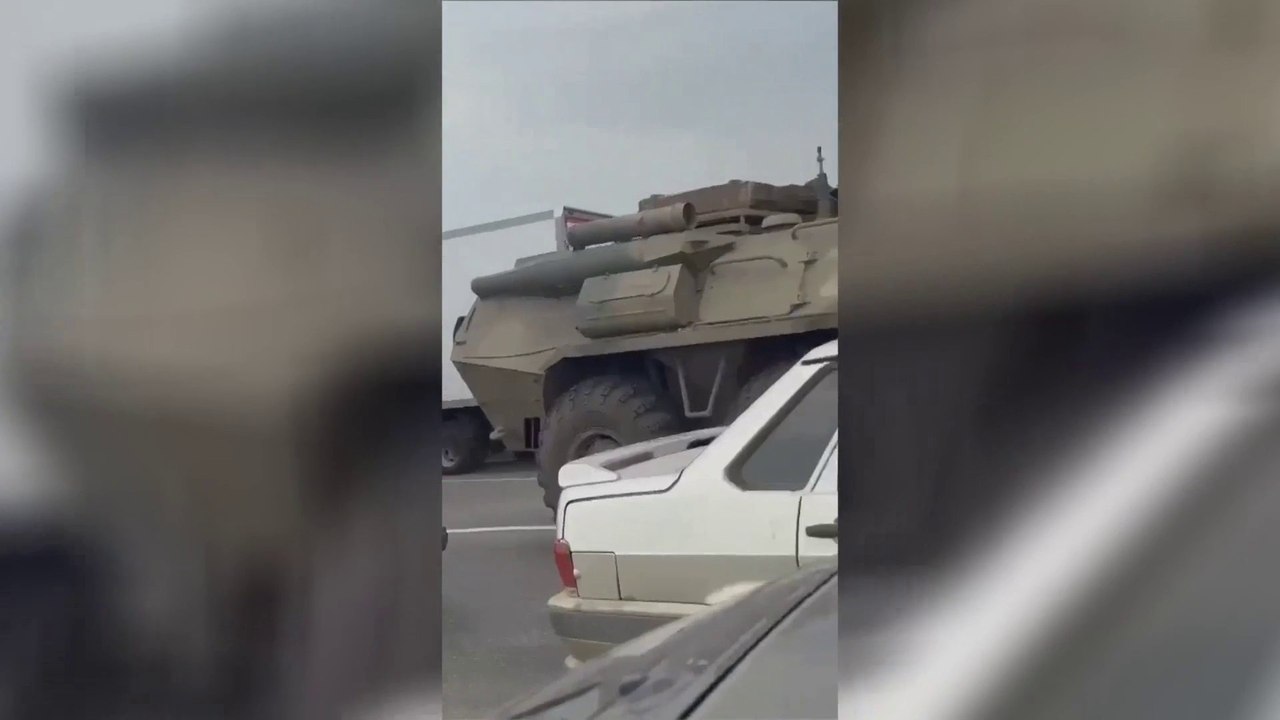 لقطات جديدة لتوجه القوات الشيشانية إلى #روستوف  #العربية
