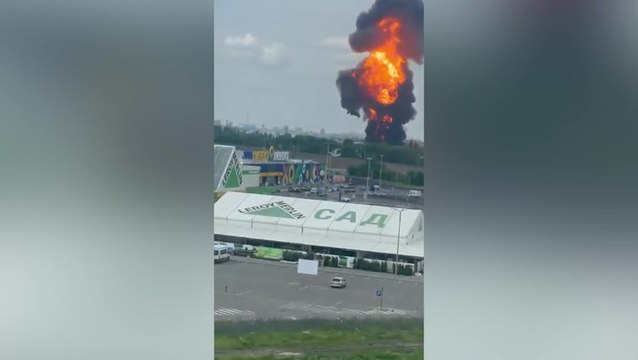 Large explosion at oil depot in Russian city of Voronezh amid Wagner rebellion