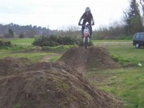 Enchaînement saut DX001