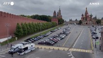 Russia: veicoli militari nelle vie di Mosca, anche vicino Duma