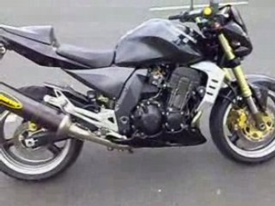 z1000 ligne akrapovic avec chicane