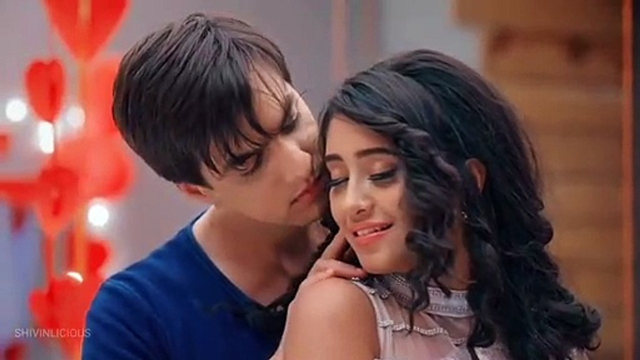 Cute, Hot, Romantic Scene of serial #yrkkh #kaira