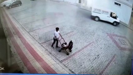 Un garçon de 7 ans a laissé la voiture en marche et a frappé son frère à Diyarbakır, un garçon de 5 ans est décédé