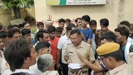झूलता मिला युवक का शव, परिजनों ने दो युवक पर जताया हत्या का संदेह