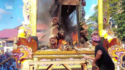 Prosesi Ngaben / Pelebon / Pembakaran Jenazah Raja Denpasar IX