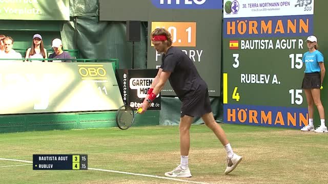 Halle - Rublev ne laisse aucune chance à Bautista Agut