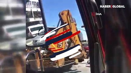 Yer: İstanbul Ümraniye! Operatör, trafikte tartıştığı kişiye kepçeyle vurmaya çalıştı