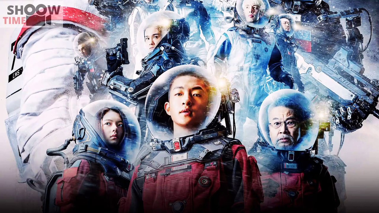 Sci-fi/Action Film The Wandering Earth (2023) Movie Explained In Hindi/Urdu Summarized हिंदी
