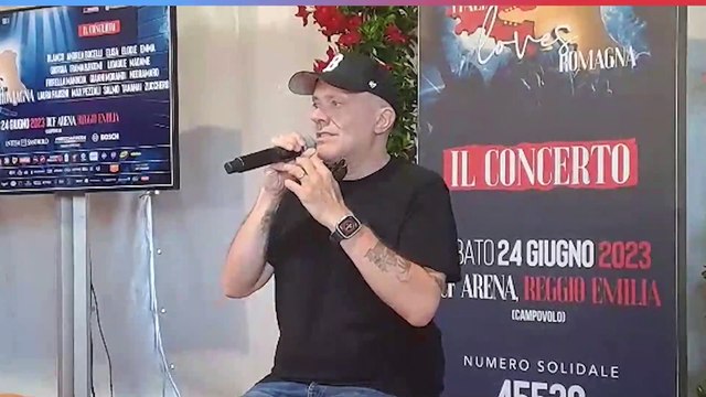 Video: concerto a Reggio Emilia, gli artisti: Un onore essere qui