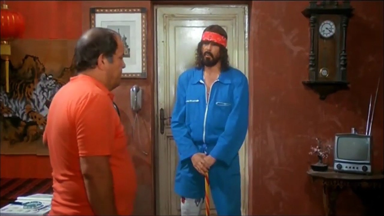 Collezione de schiaffi, scena con Tomas Milian e Bombolo