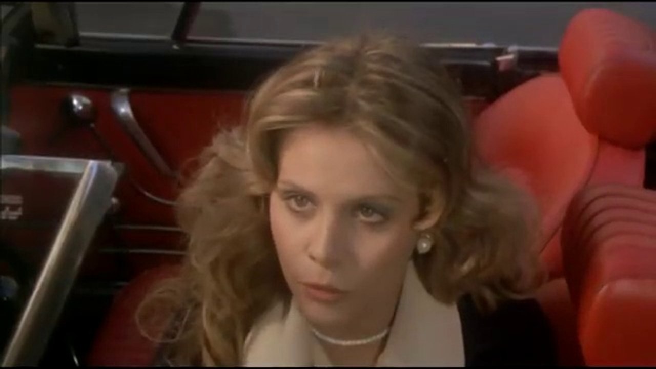 La bellissima Silvia Dionisio ne Il marito in collegio