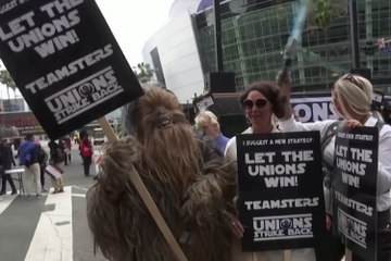 Hollywood directors ratify labor pact with studios