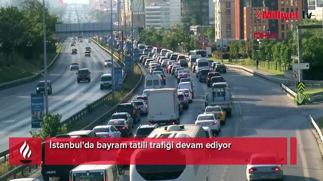 İstanbul'da bayram tatili trafiği devam ediyor!