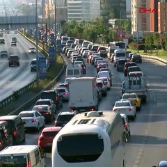 İstanbul'da bayram tatili trafiği sürüyor