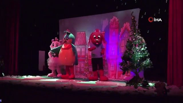 Balıkesir Büyükşehir Belediyesi Tiyatro Festivali düzenledi