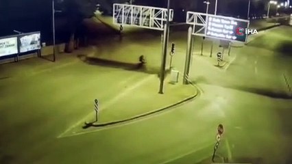 Un suspect en train de voler des minibus pris lors d'une reconnaissance