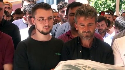 Motosiklet kazasında hayatını kaybeden Eda son yolcuğuna uğurlandı