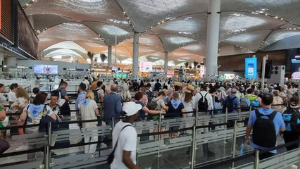 Bir günde 250 bin kişi seyahat etti